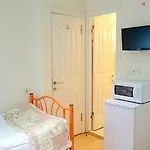 Finch Hotel